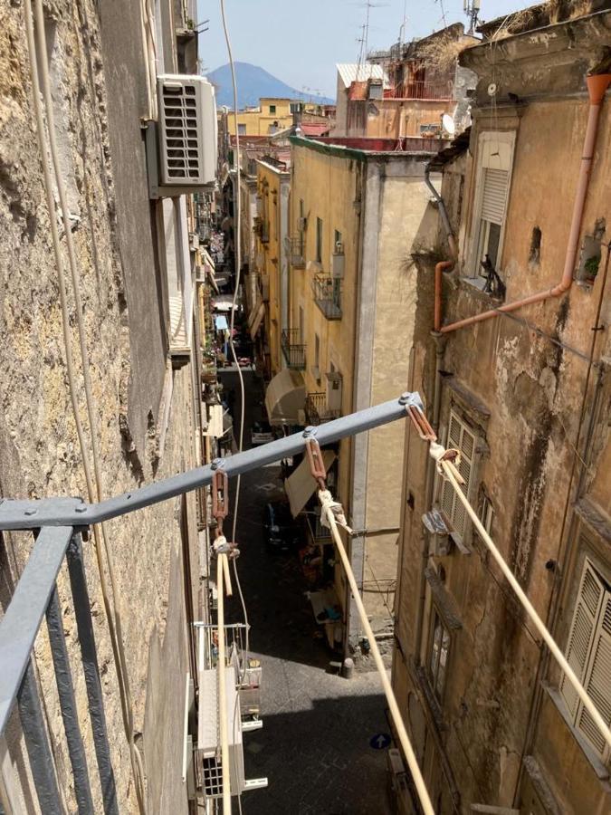 A Casa Di Nonna Ida, Nel Cuore Pulsante Di Appartement Naples